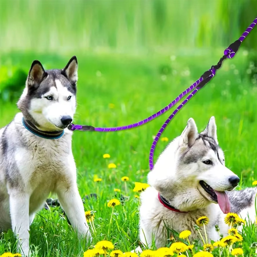 Dual Dog Leash with 360-Degree Swivel - Tangle-Free Walking Solution for Small Dogs - Enhanced Safety and Enjoyment During Walks